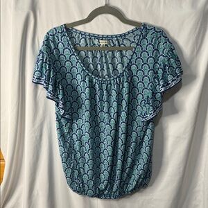 Max Studio Blue and White Patterned Top